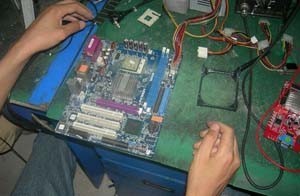 巩义高价上门回收旧电脑 笔记本 液晶显示器 电视机图片_高清图_细节图-巩义上门修电脑 13513804601