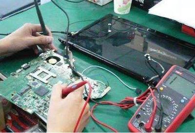 她从月薪500元的工人到厂长,用八年时间让工厂年收益80万